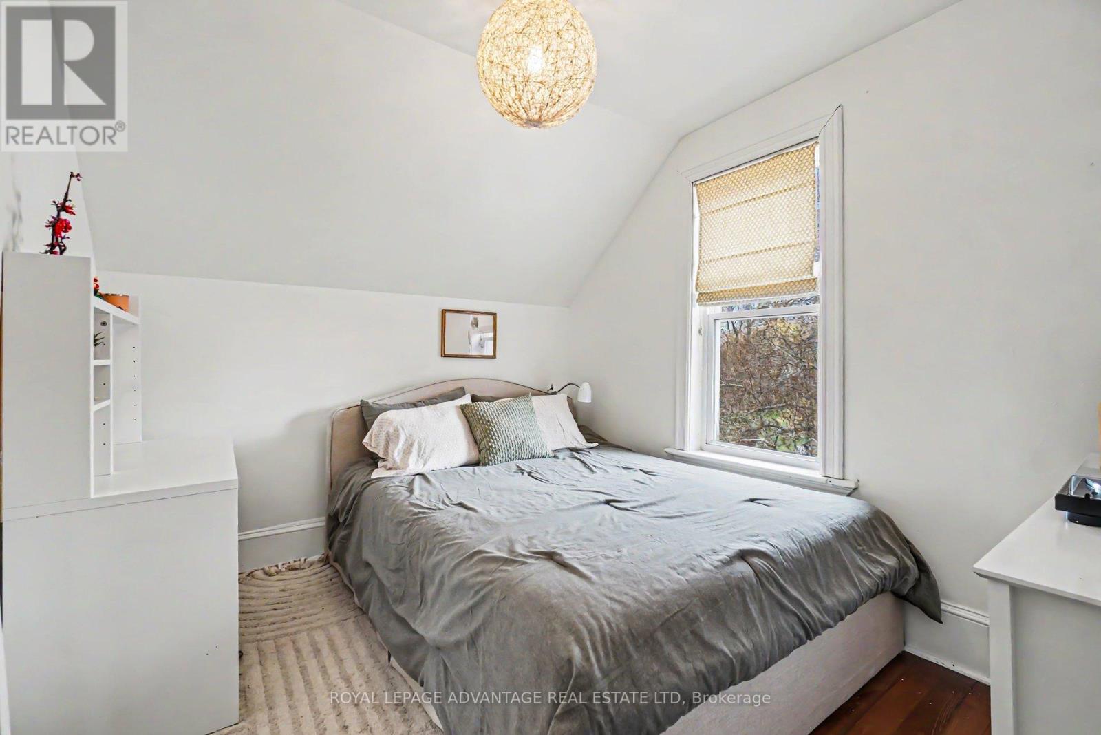 8 HARVEY STREET - 21