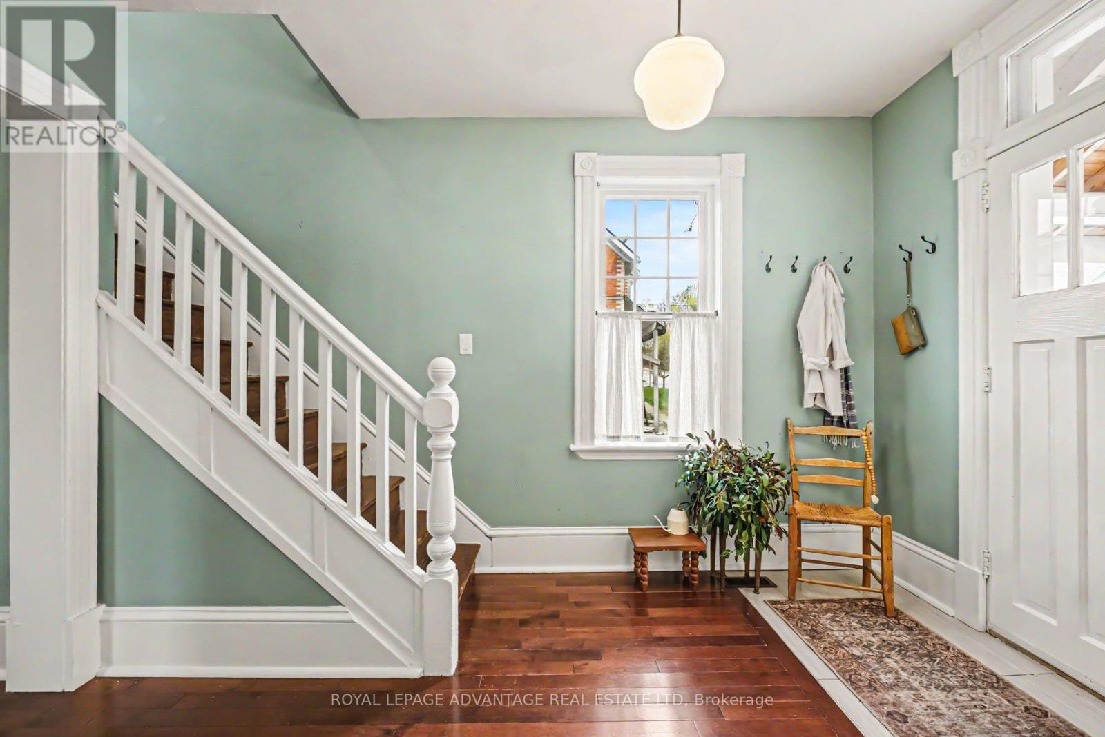 8 HARVEY STREET - 5