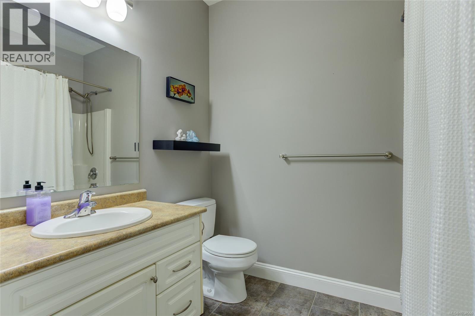#6 3110 Cook St - 27