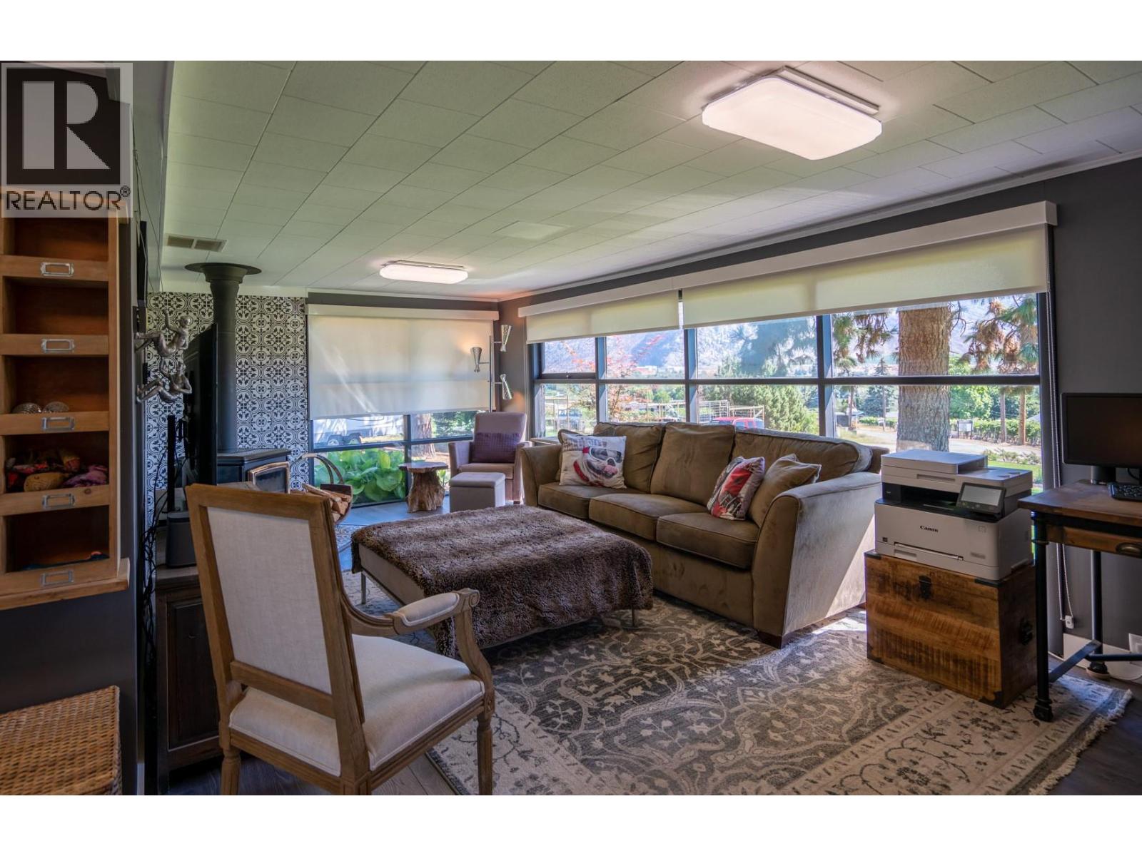 483 Pinehill Road, Oliver