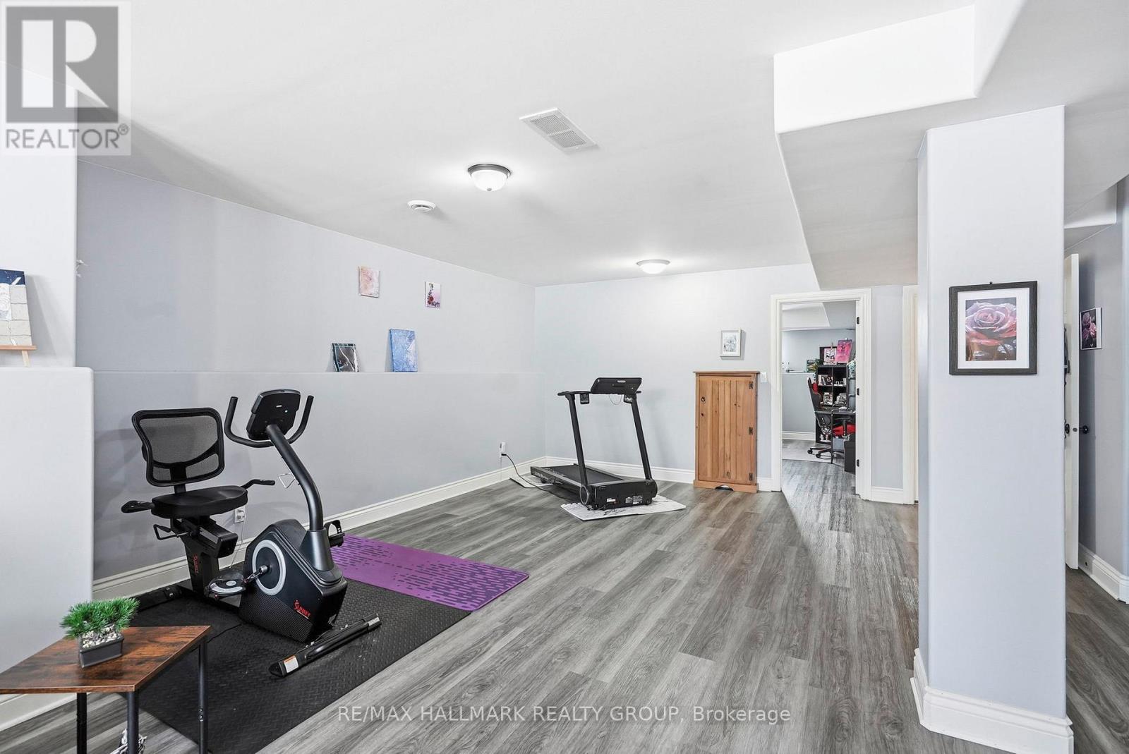 12 CEDAR STREET - Image 22