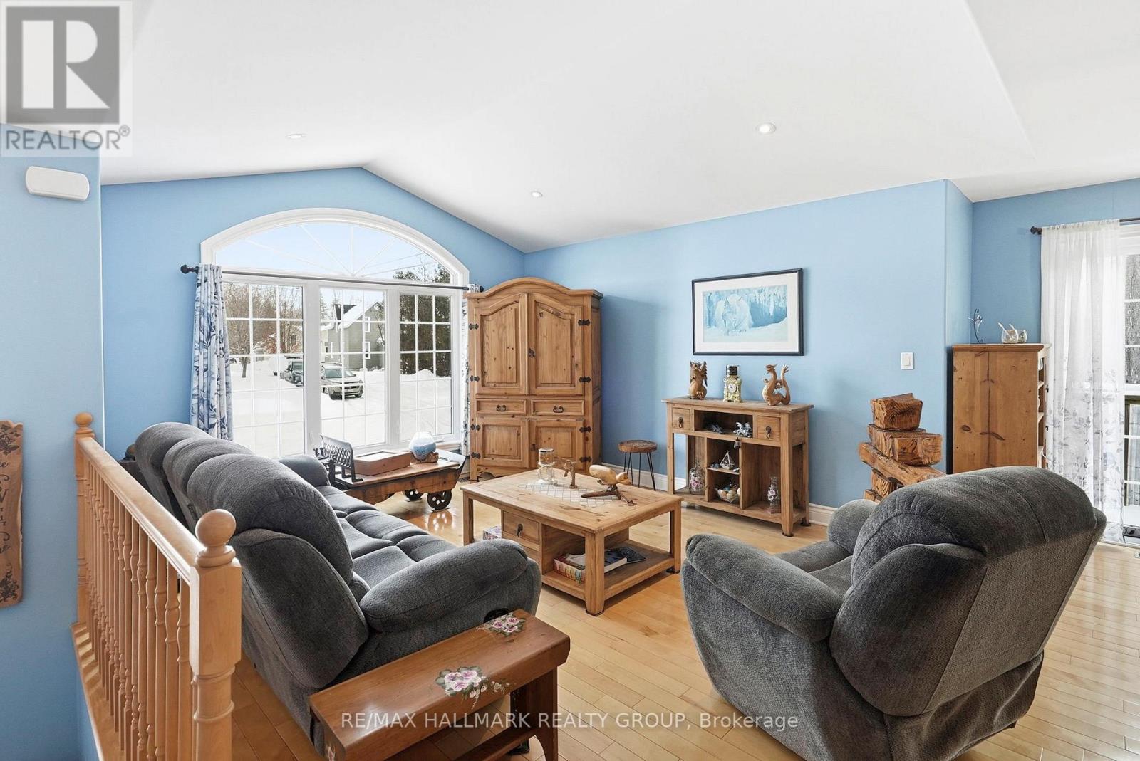 12 CEDAR STREET - Image 7