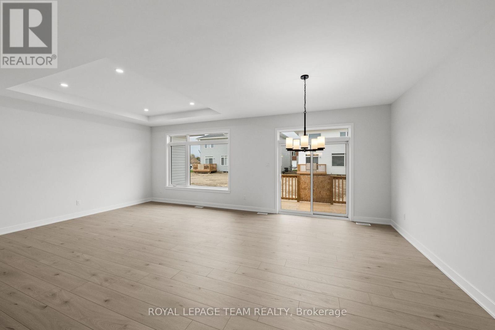 1169 MOORE STREET - 17