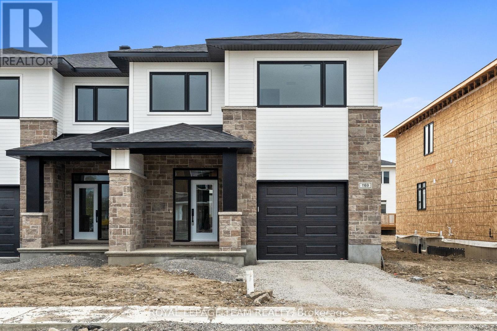 1169 MOORE STREET - Image 2