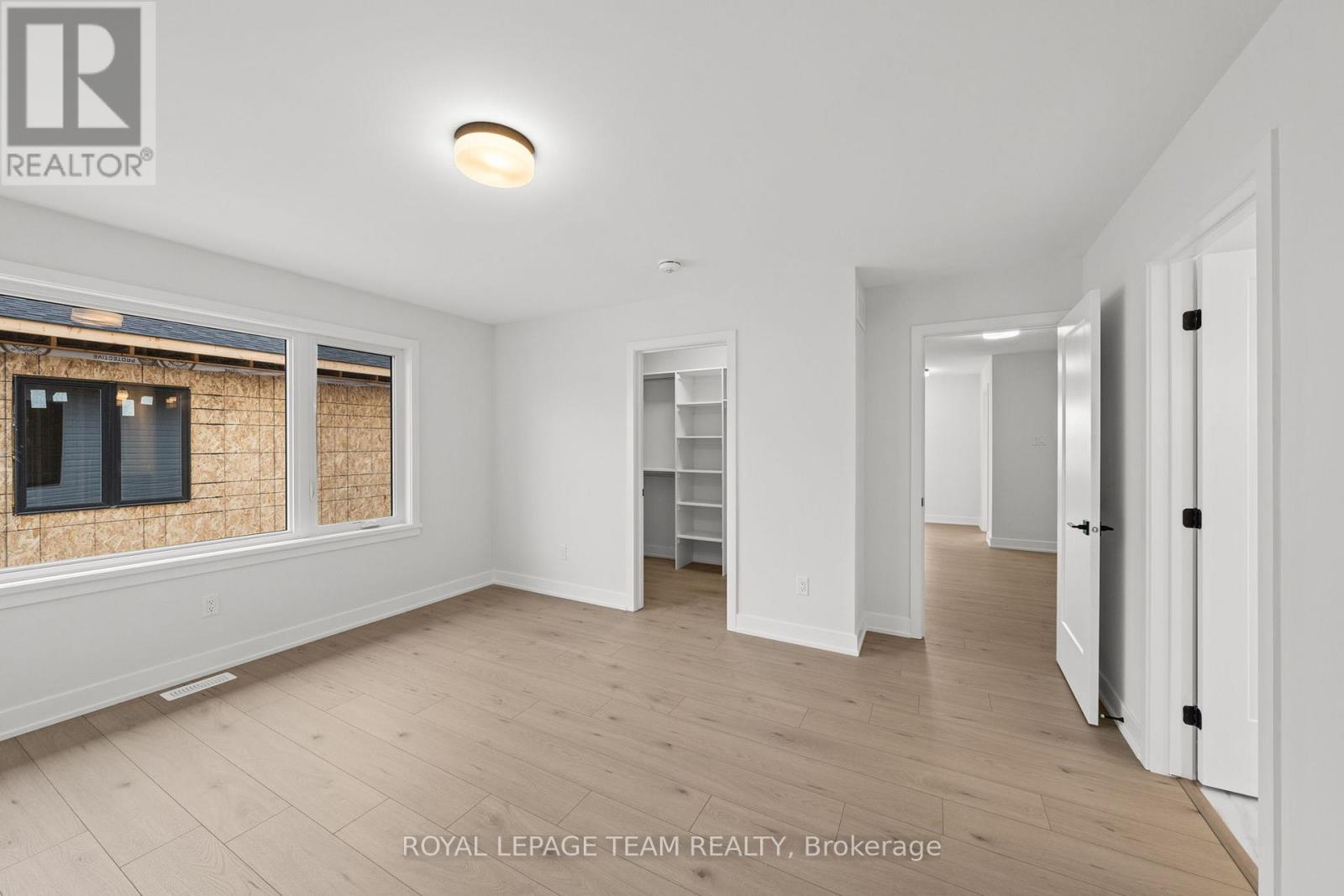 1169 MOORE STREET - 27