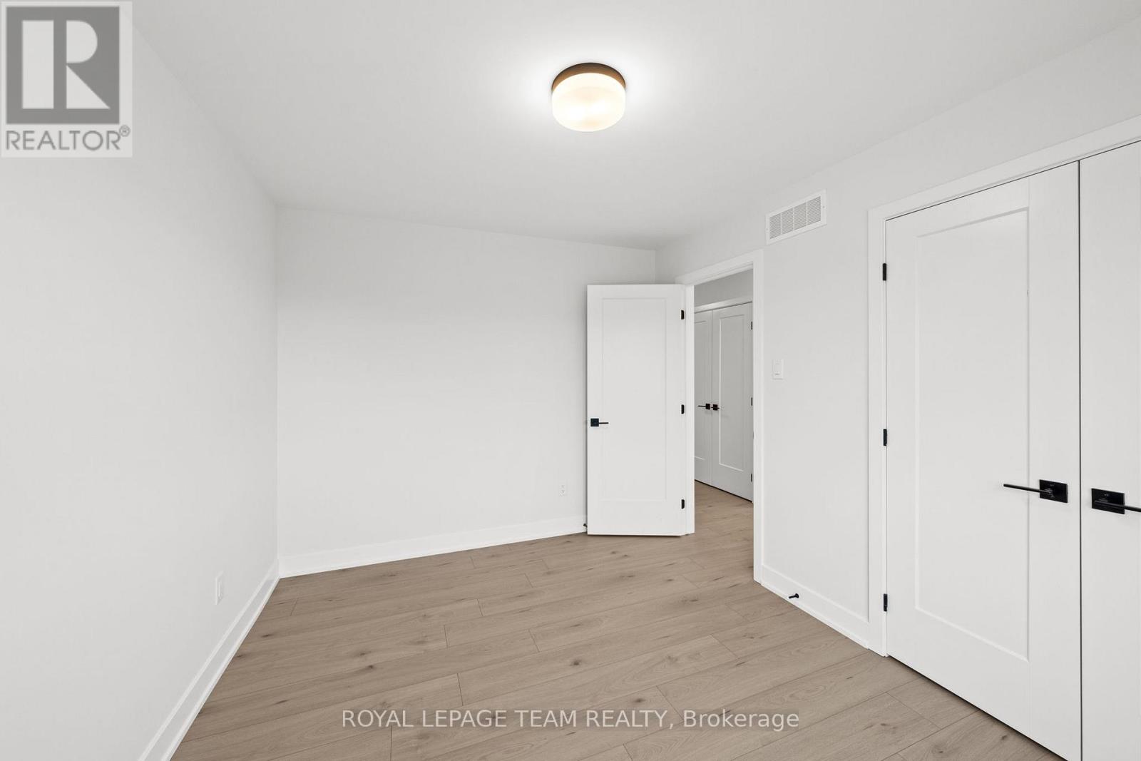 1169 MOORE STREET - 36
