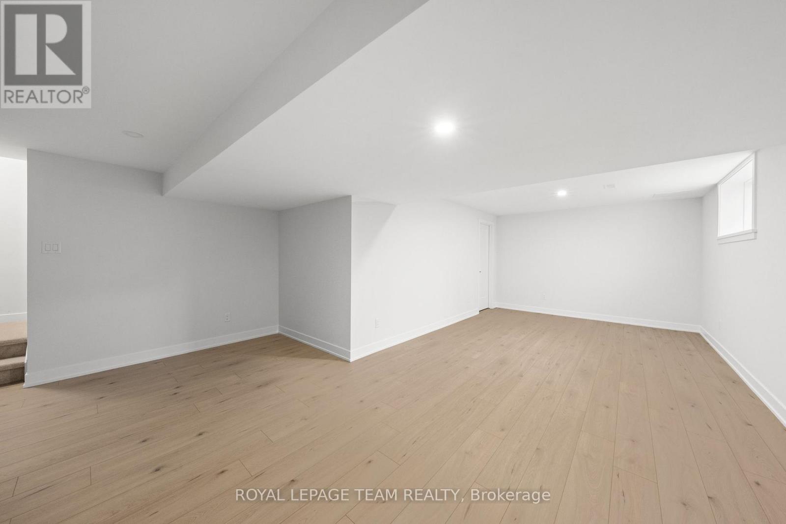 1169 MOORE STREET - 45