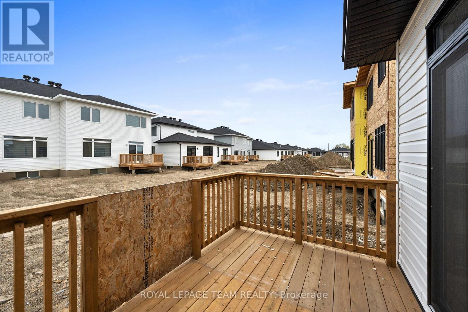 1169 MOORE STREET - 46