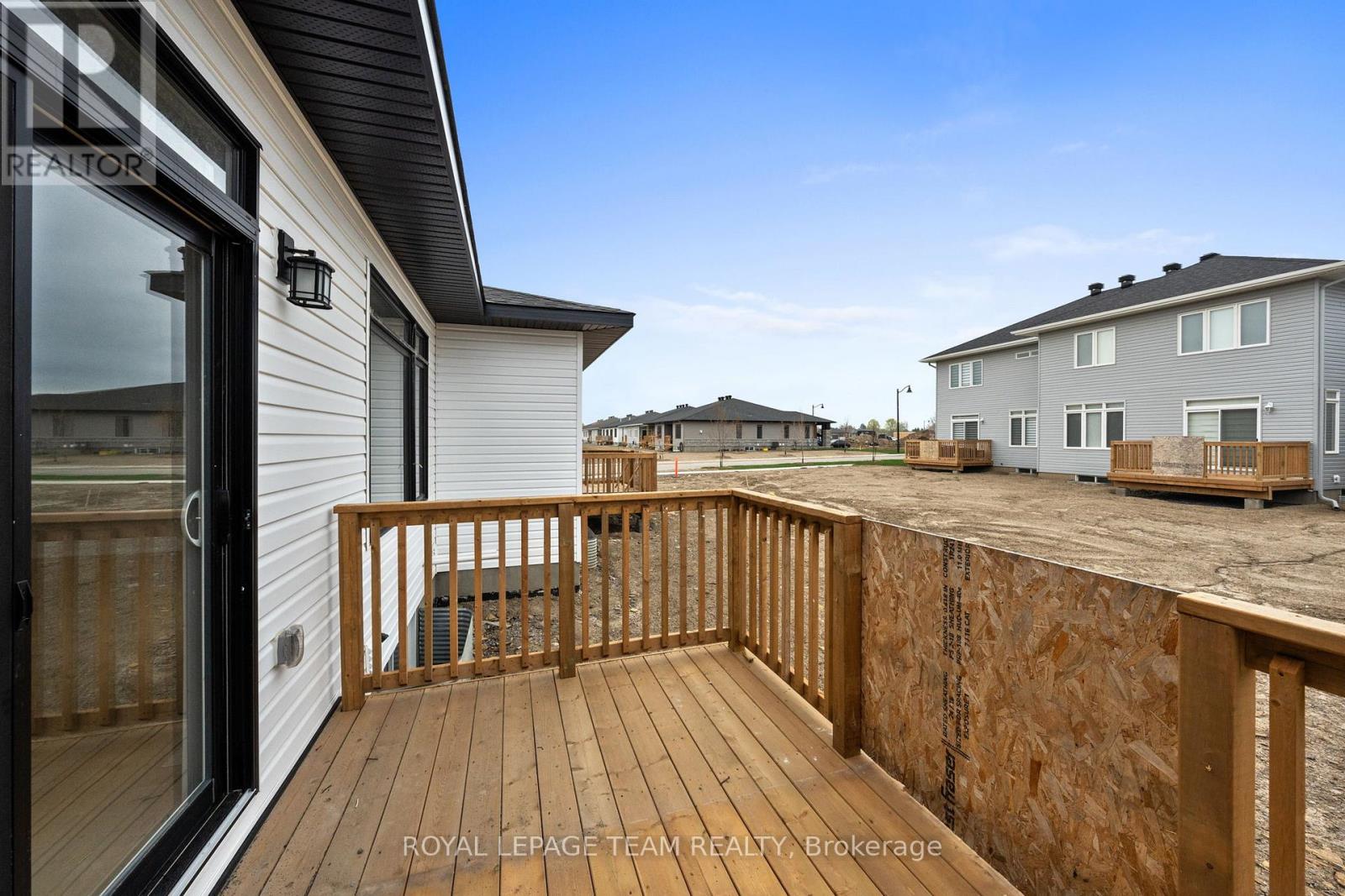 1169 MOORE STREET - 47