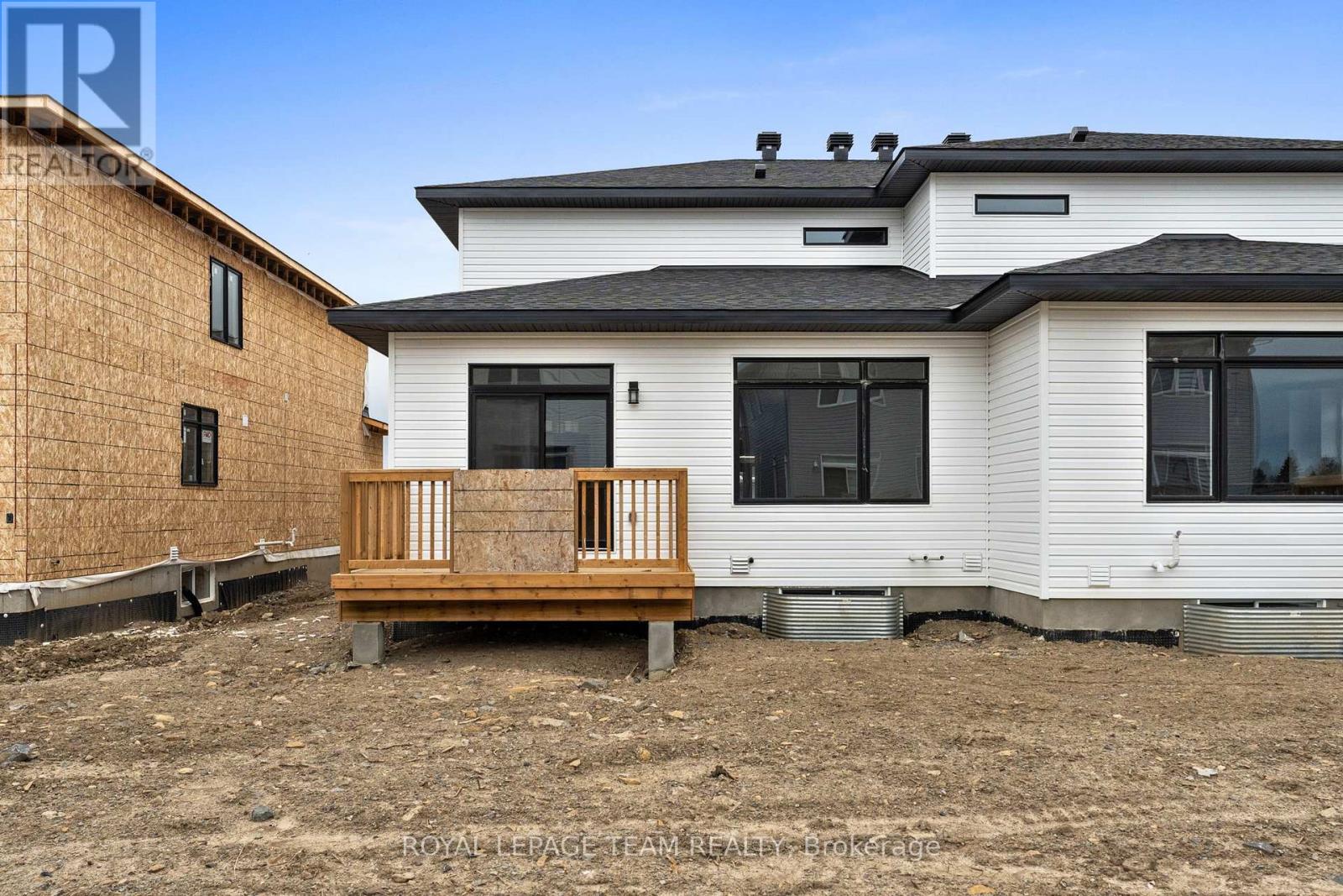 1169 MOORE STREET - 49
