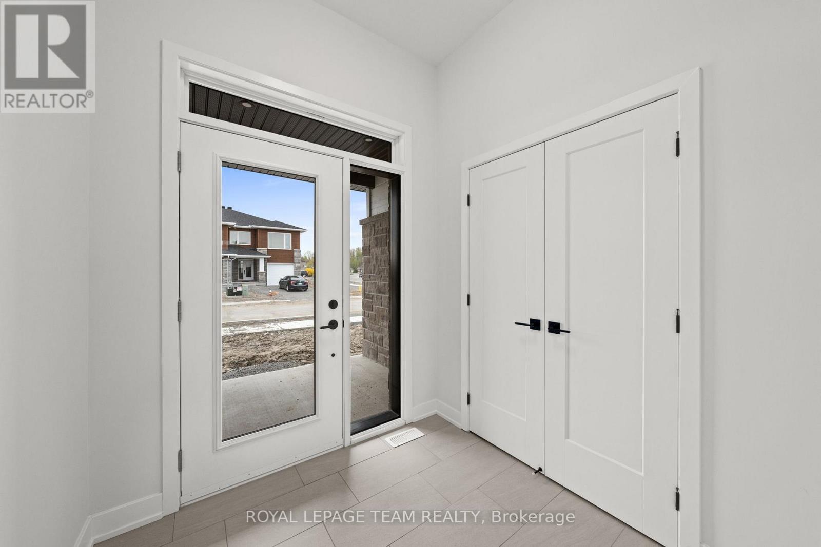 1169 MOORE STREET - 5