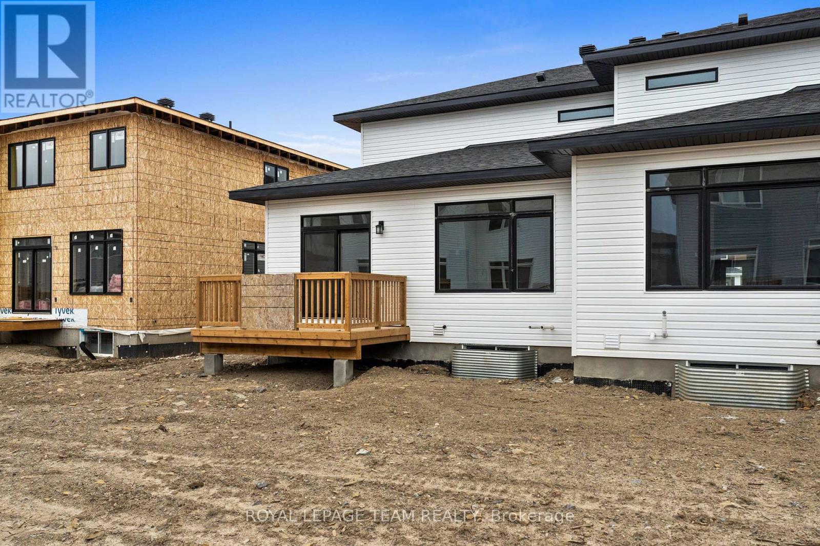 1169 MOORE STREET - 50