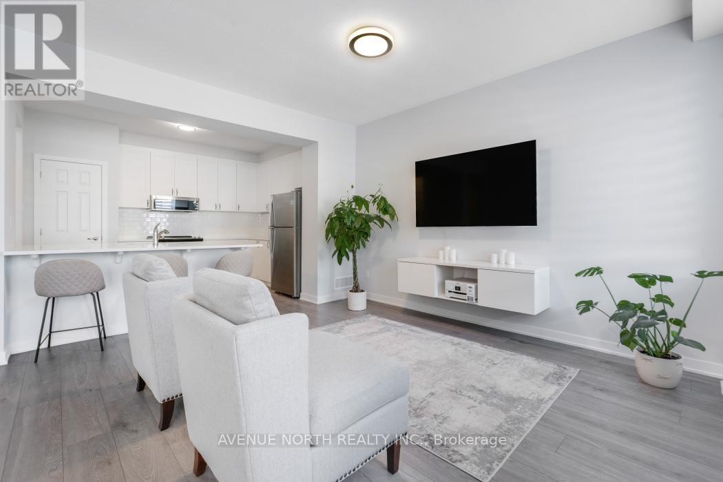 702 HYDRUS PRIVATE - 13
