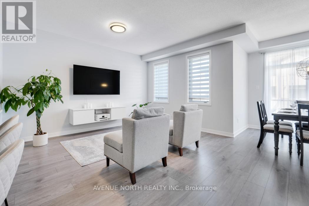 702 HYDRUS PRIVATE - 15