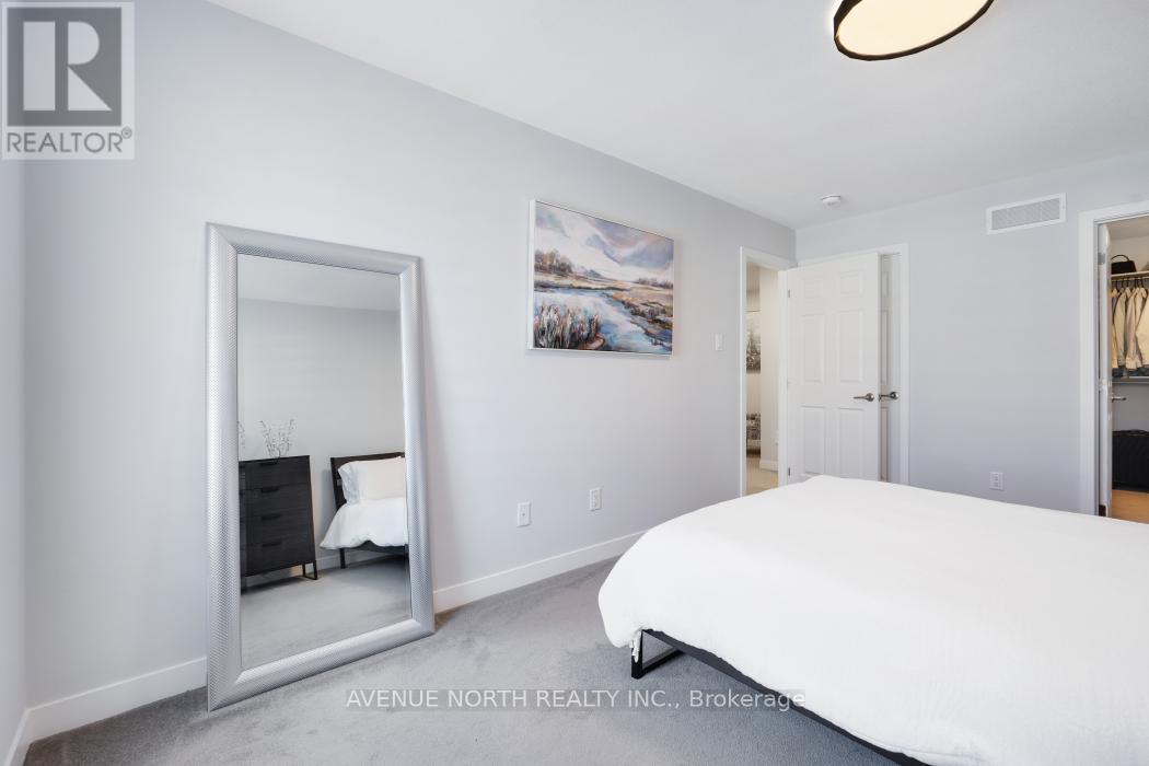 702 HYDRUS PRIVATE - 27