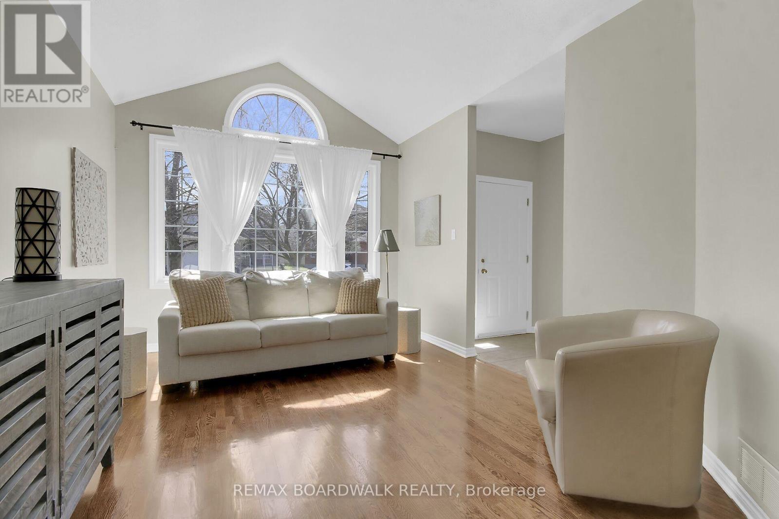 48 MARICONA WAY - 7
