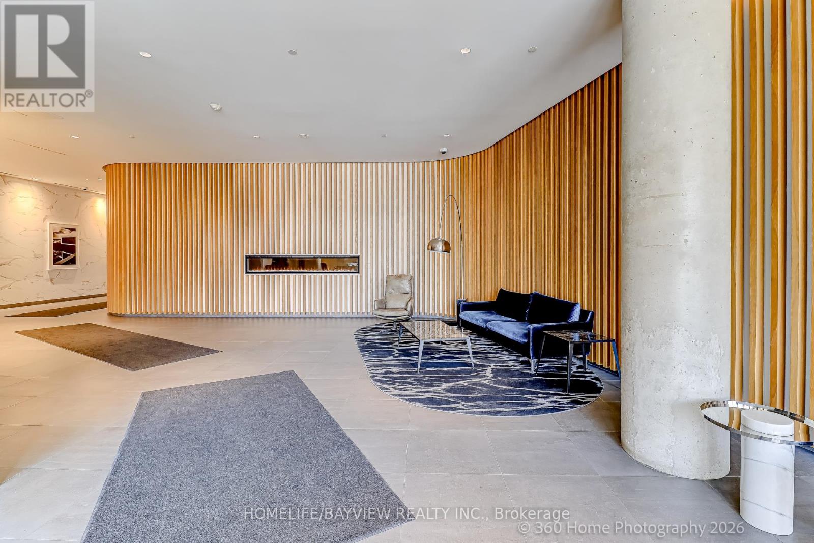 ##510 120 VARNA DRIVE - 27