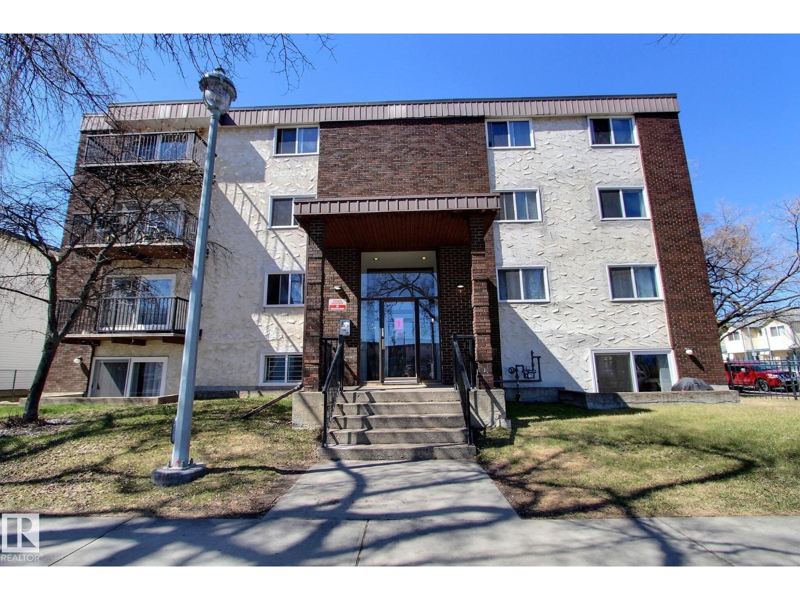#305 10740 105 ST NW, Edmonton