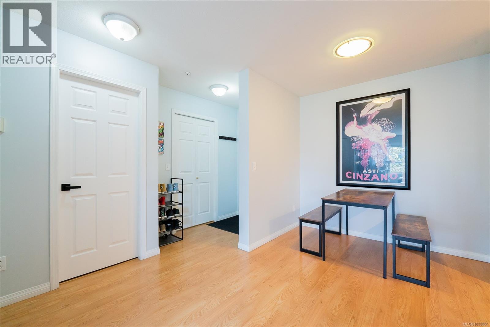 #405 1631 Dufferin Cres - 10
