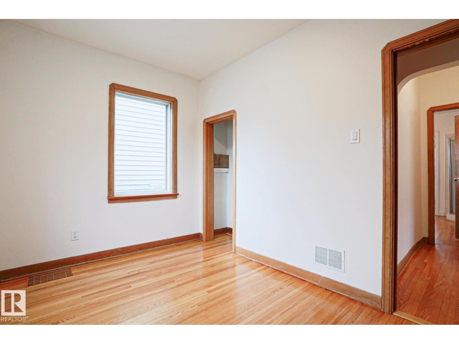 9611 81 AV NW, Edmonton