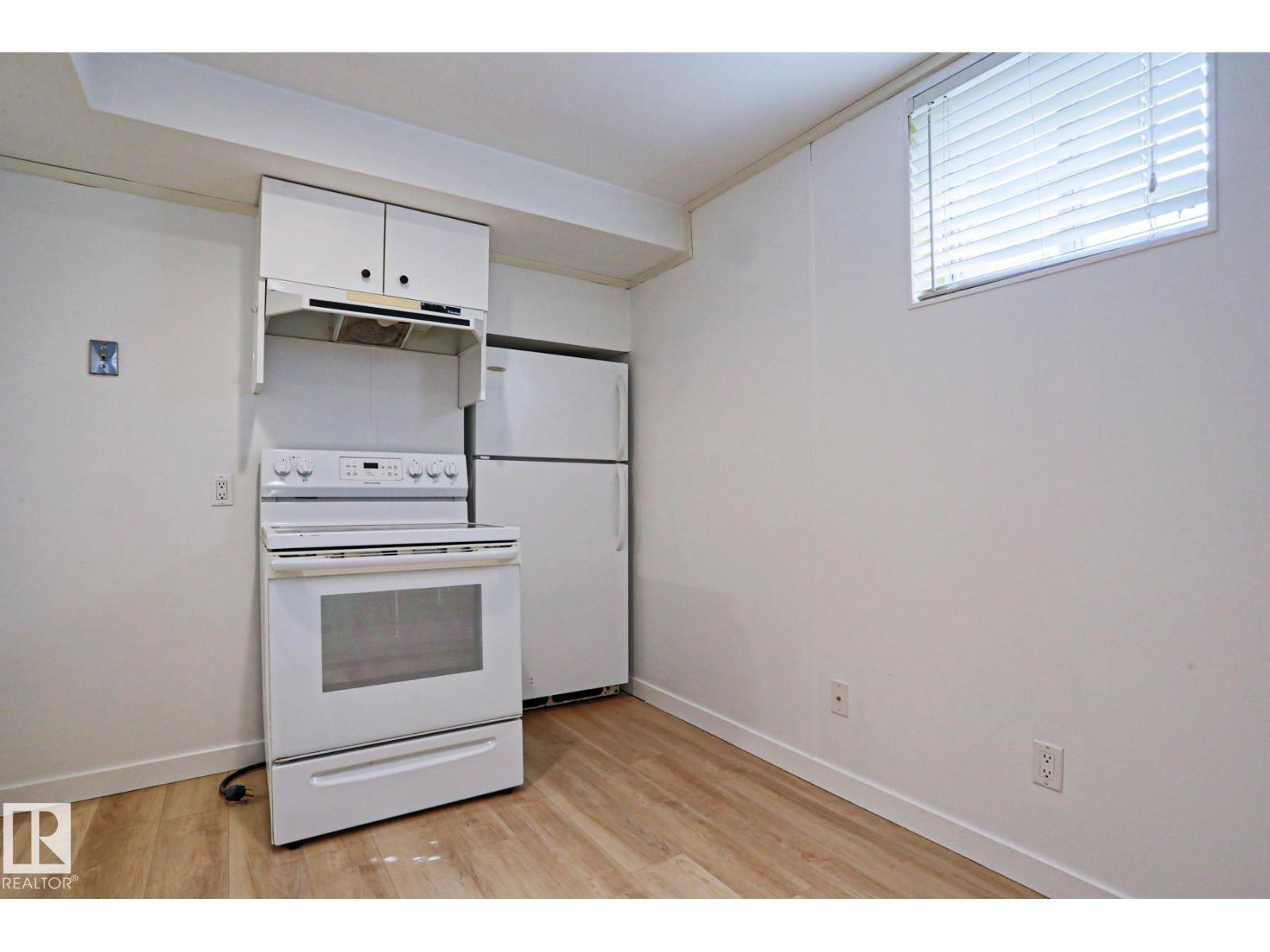 9611 81 AV NW, Edmonton