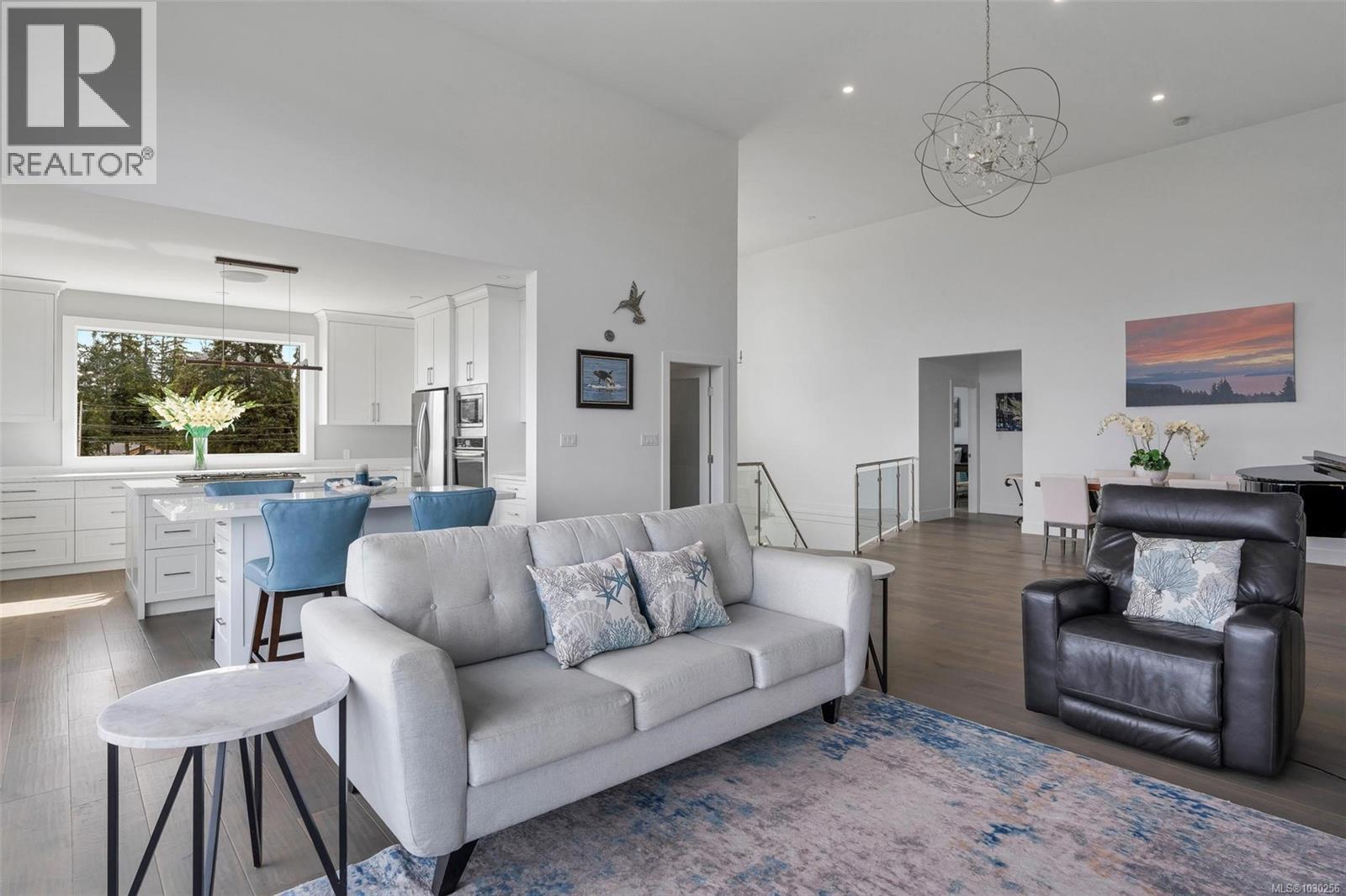 755 Butterfield Rd - 8