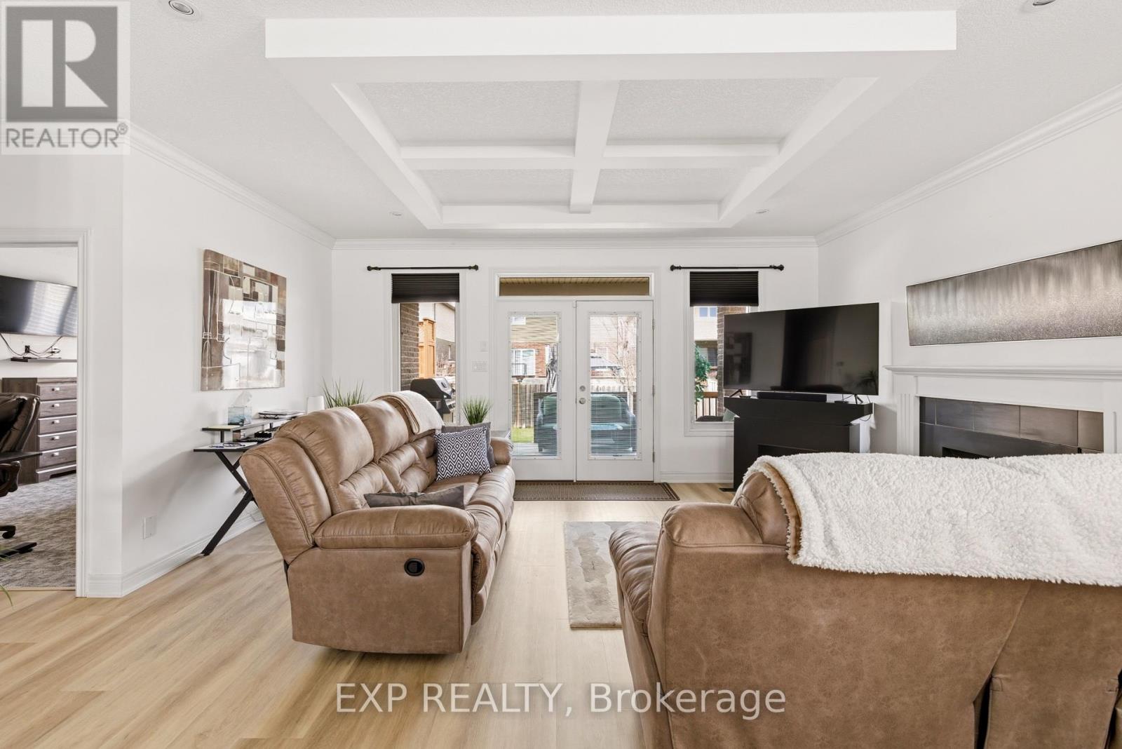184 TOWNSEND DRIVE - 20