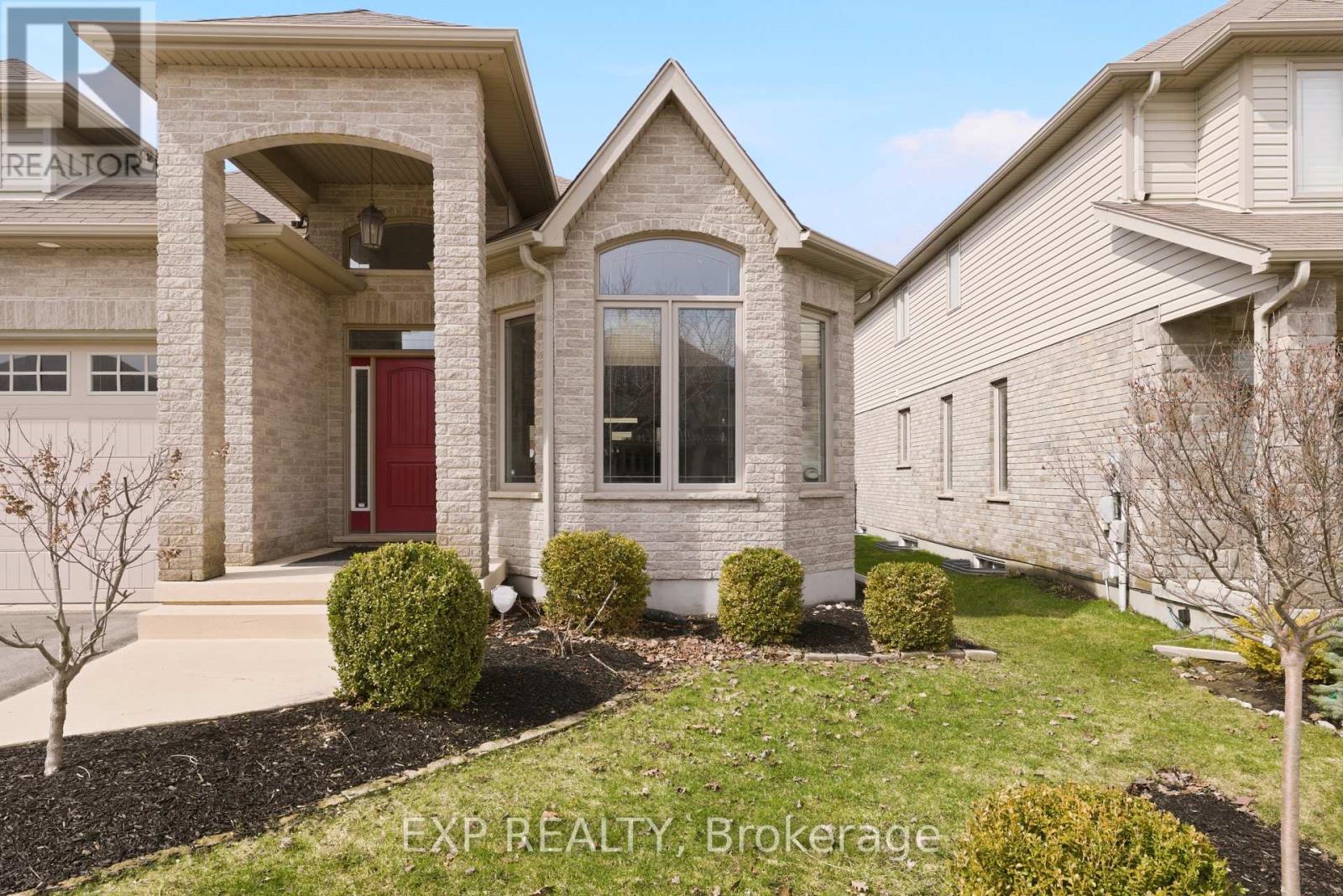 184 TOWNSEND DRIVE - 3