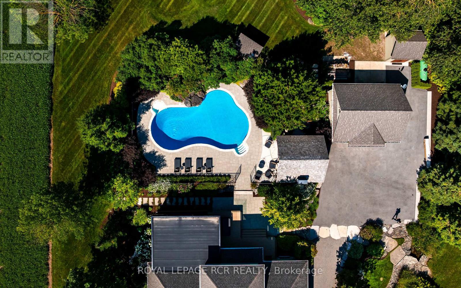 193398 AMARANTH EAST LUTHER TOWNLINE - 49