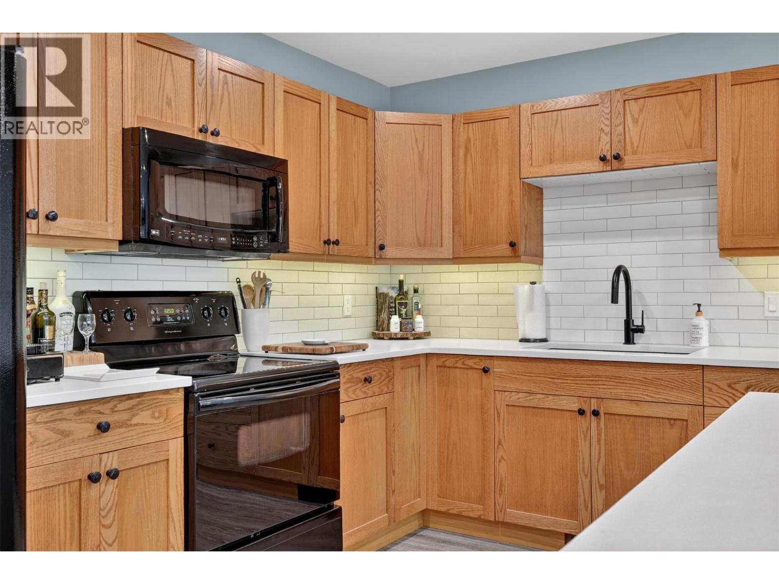 #7 4939 Hot Springs Road - 26