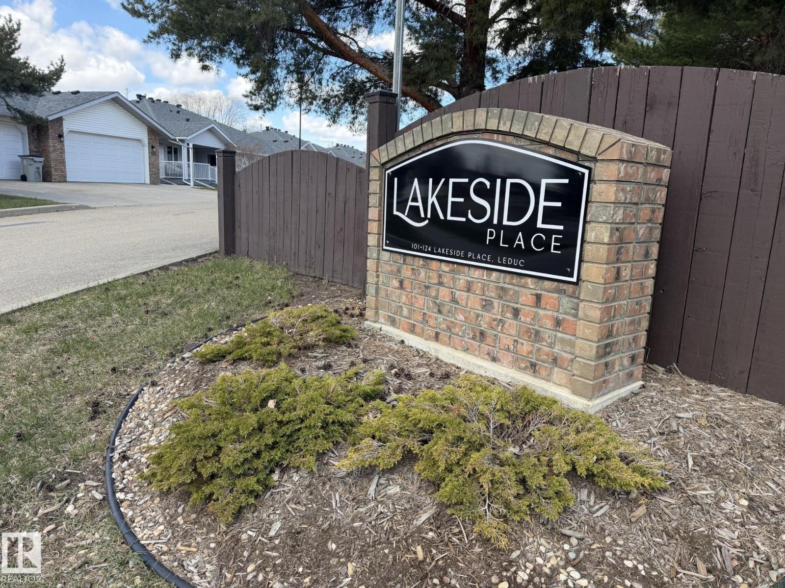 103 LAKESIDE PL, Leduc