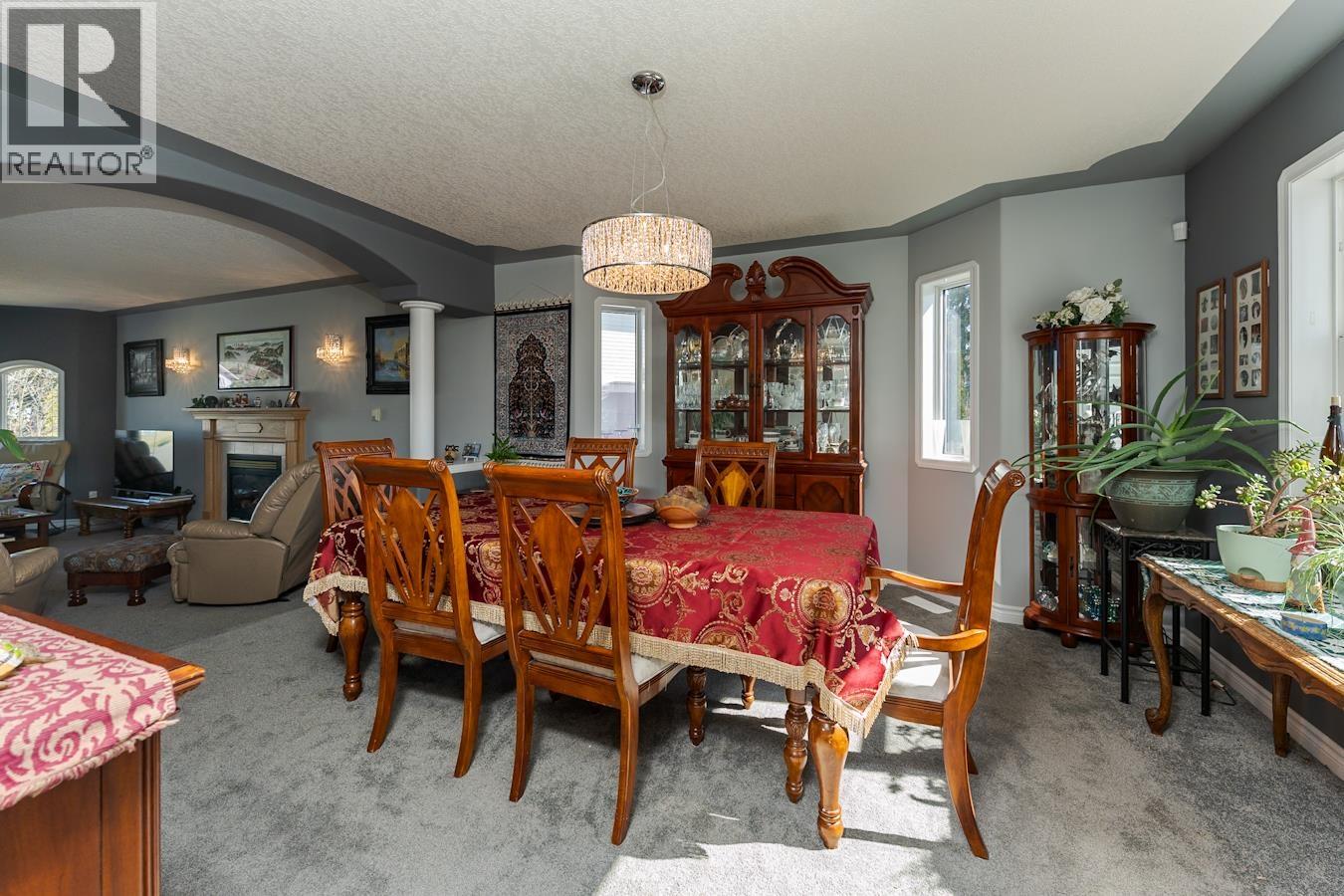 3022 CHRISTOPHER CRESCENT - 8