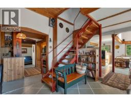 1395 Manzanita Rd, Cortes Island, BC V0P1K0 Photo 17