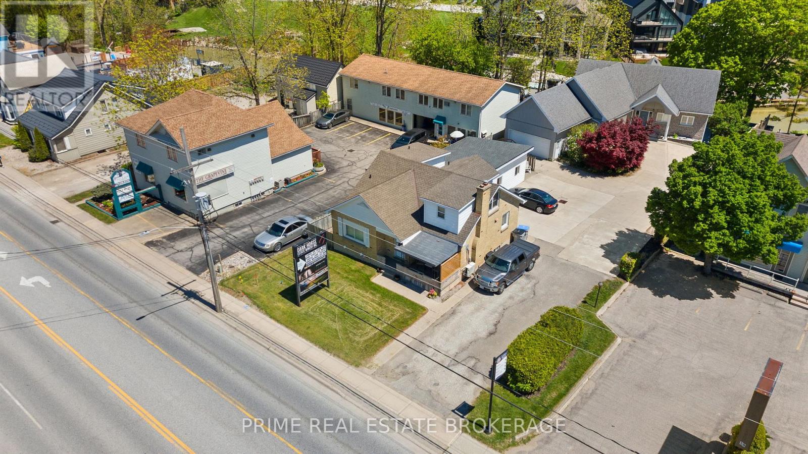 34 ONTARIO STREET S - 3