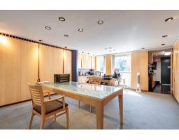 15258-15260 Thrift Avenue, White Rock, BC V4B2L2 Photo 10