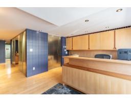 15258-15260 Thrift Avenue, White Rock, BC V4B2L2 Photo 11
