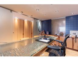 15258-15260 Thrift Avenue, White Rock, BC V4B2L2 Photo 17