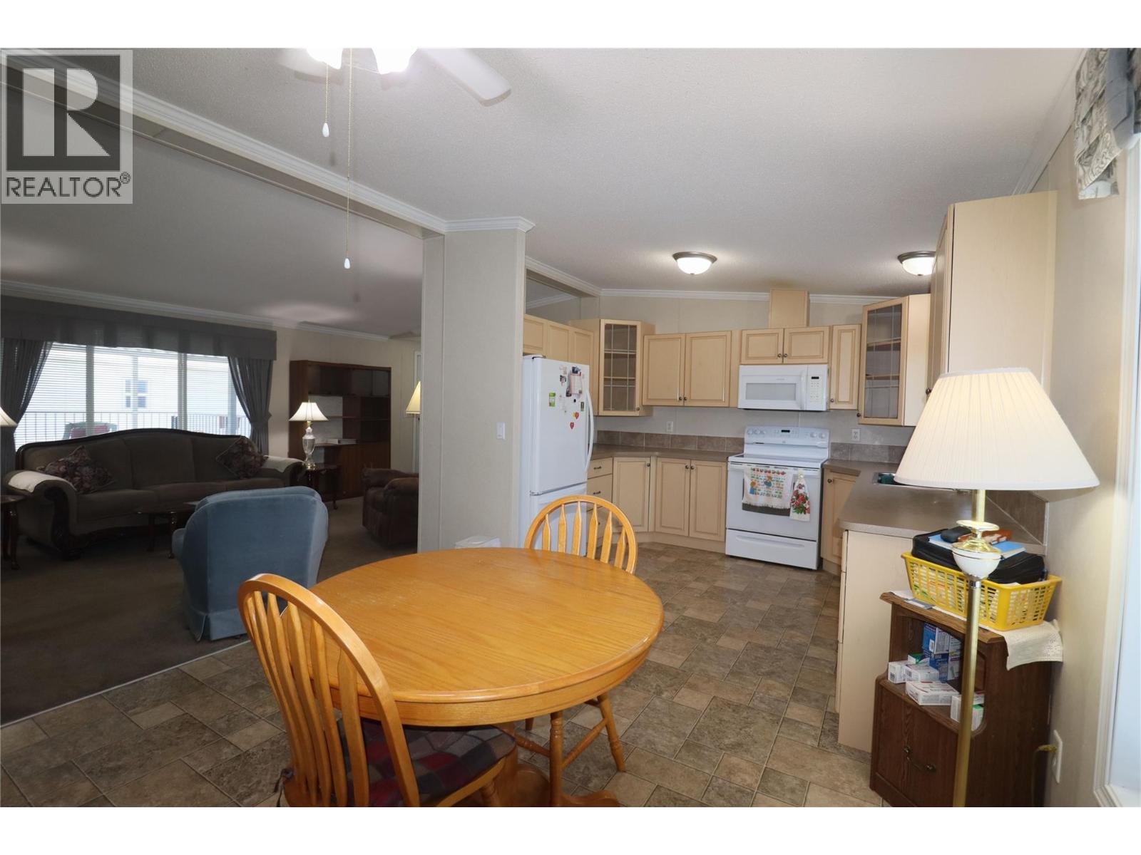 7225 BOUNDARY Drive Unit# 32, Grand Forks