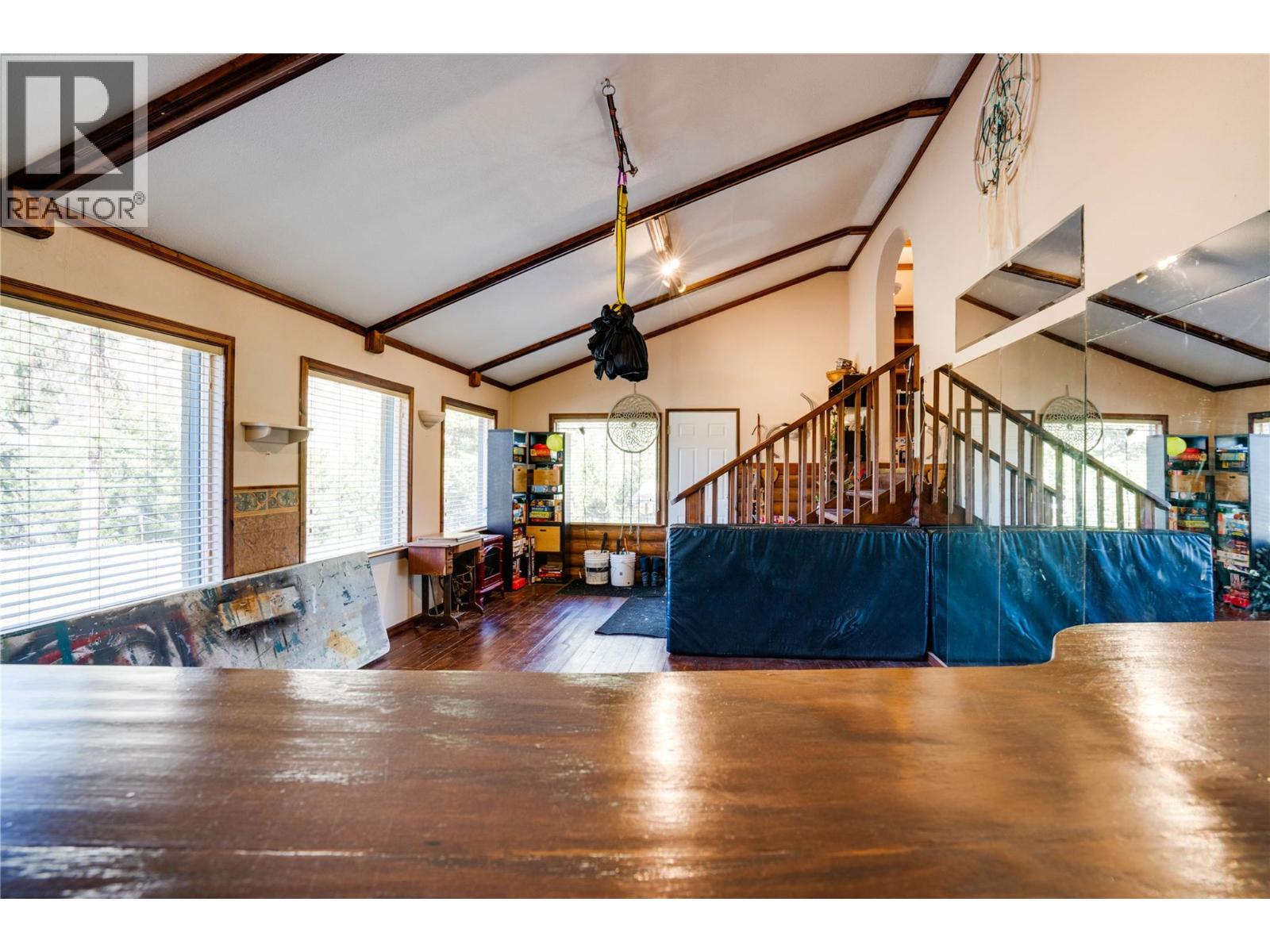561 Grand Oro Road, Kaleden