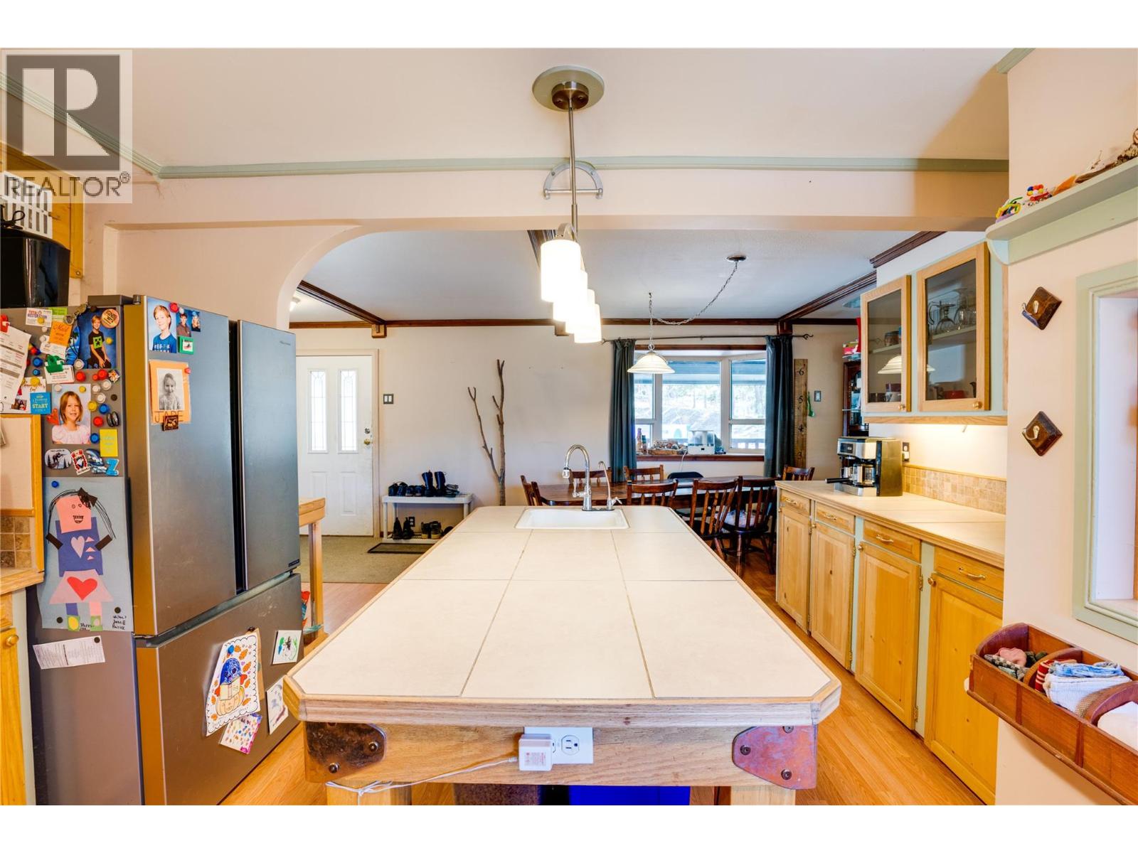 561 Grand Oro Road, Kaleden