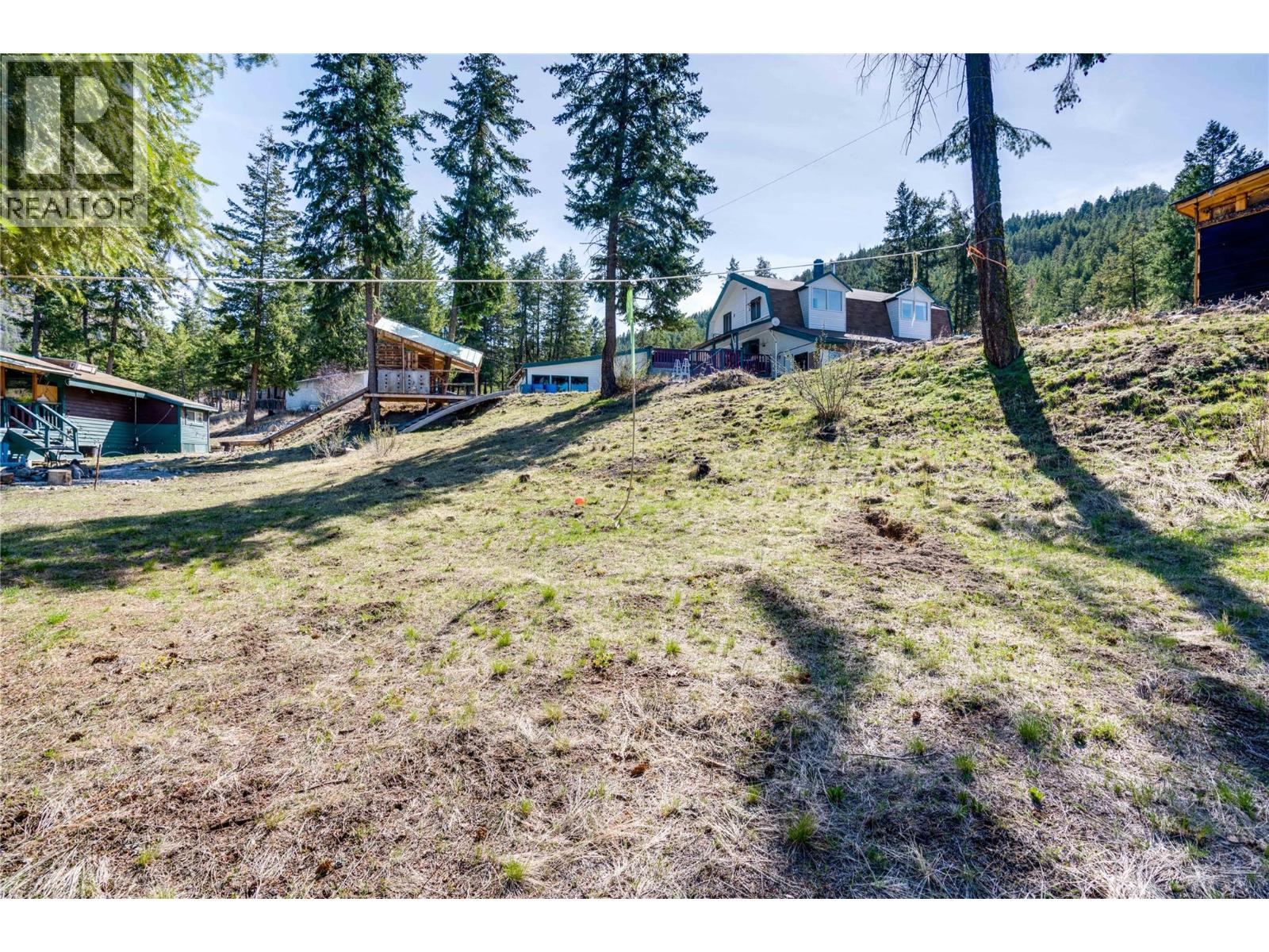 561 Grand Oro Road, Kaleden
