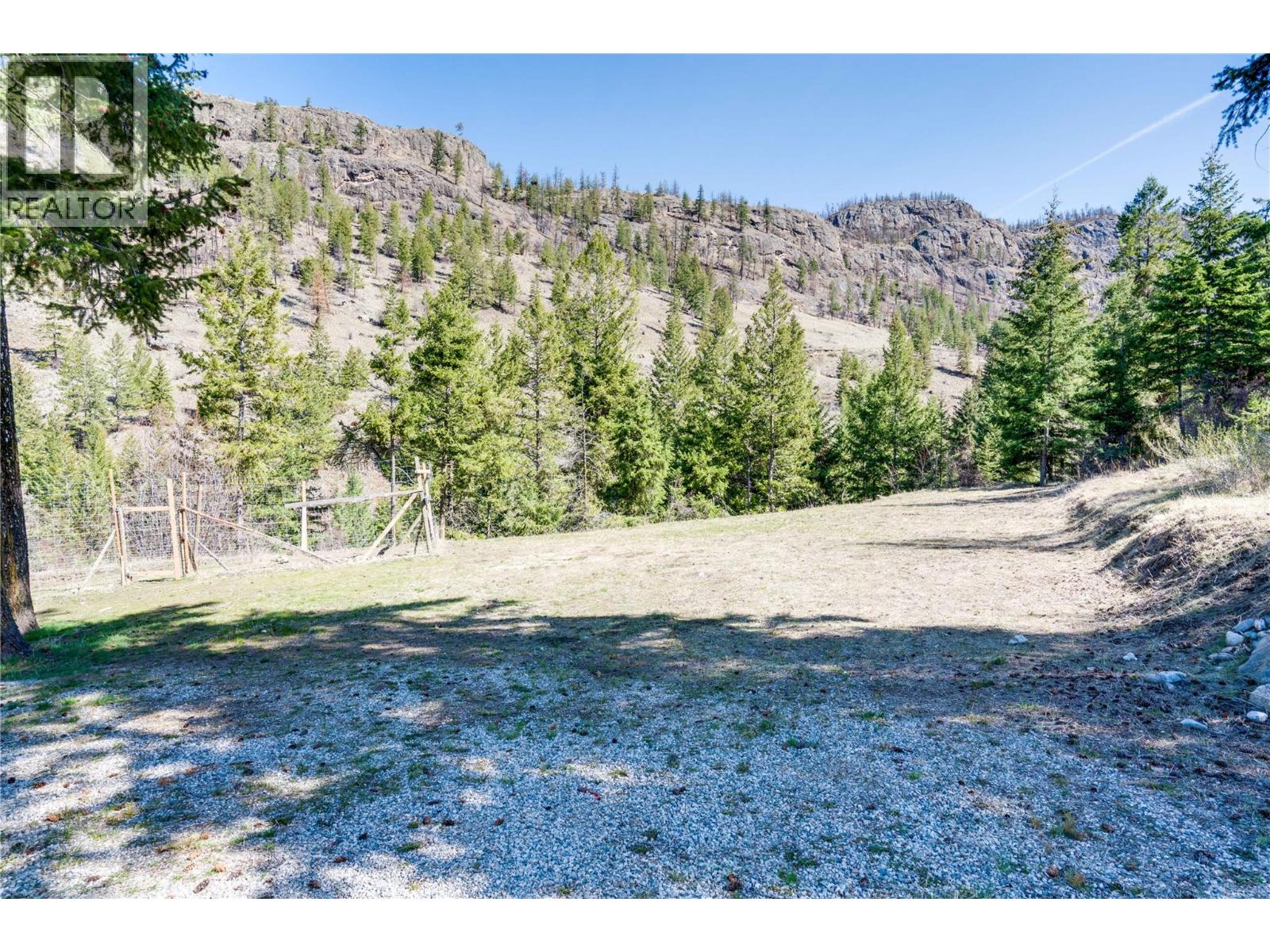 561 Grand Oro Road, Kaleden