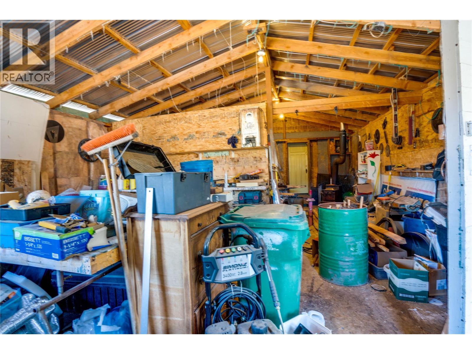 561 Grand Oro Road, Kaleden
