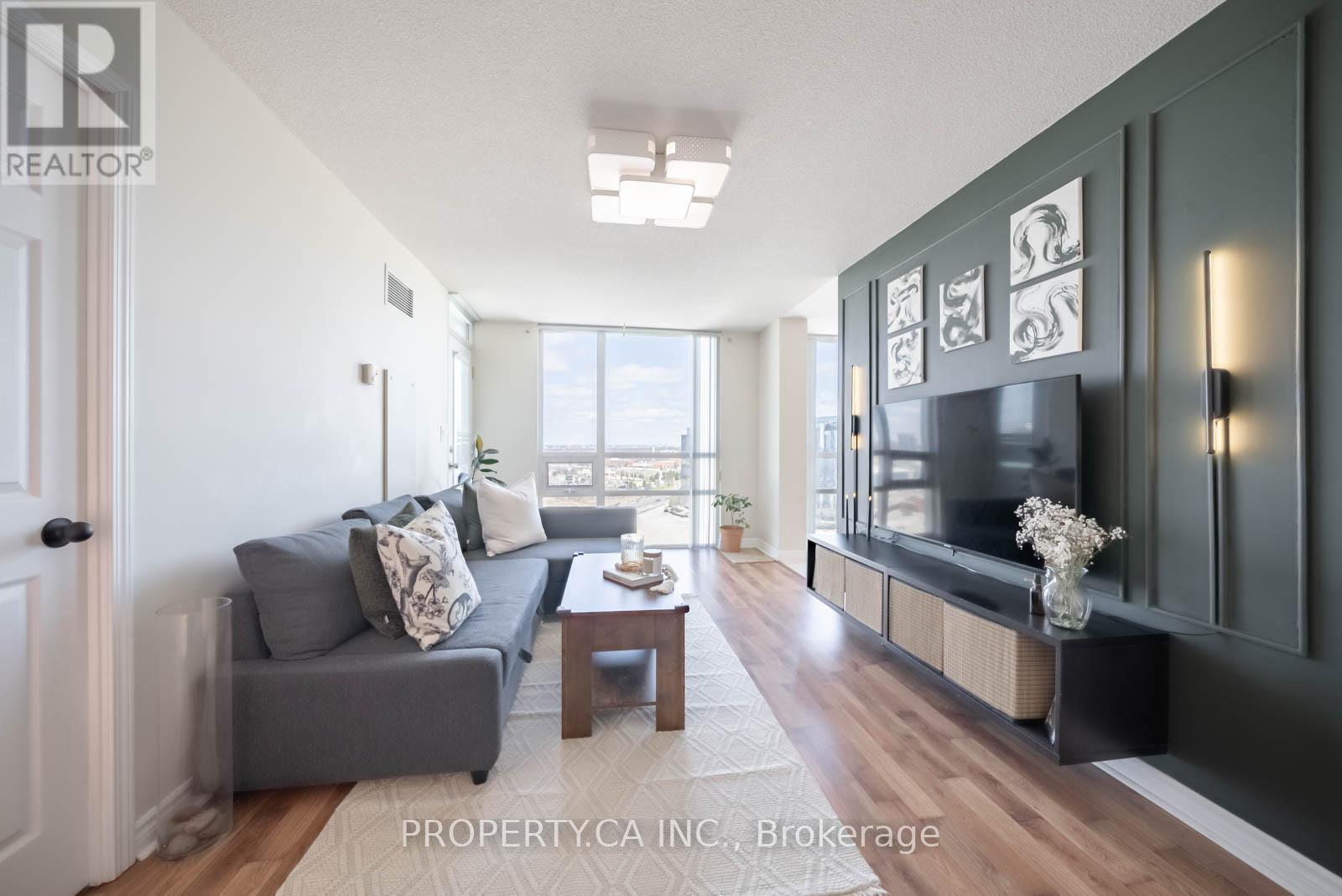 #2003 88 GRANGEWAY AVENUE - 1