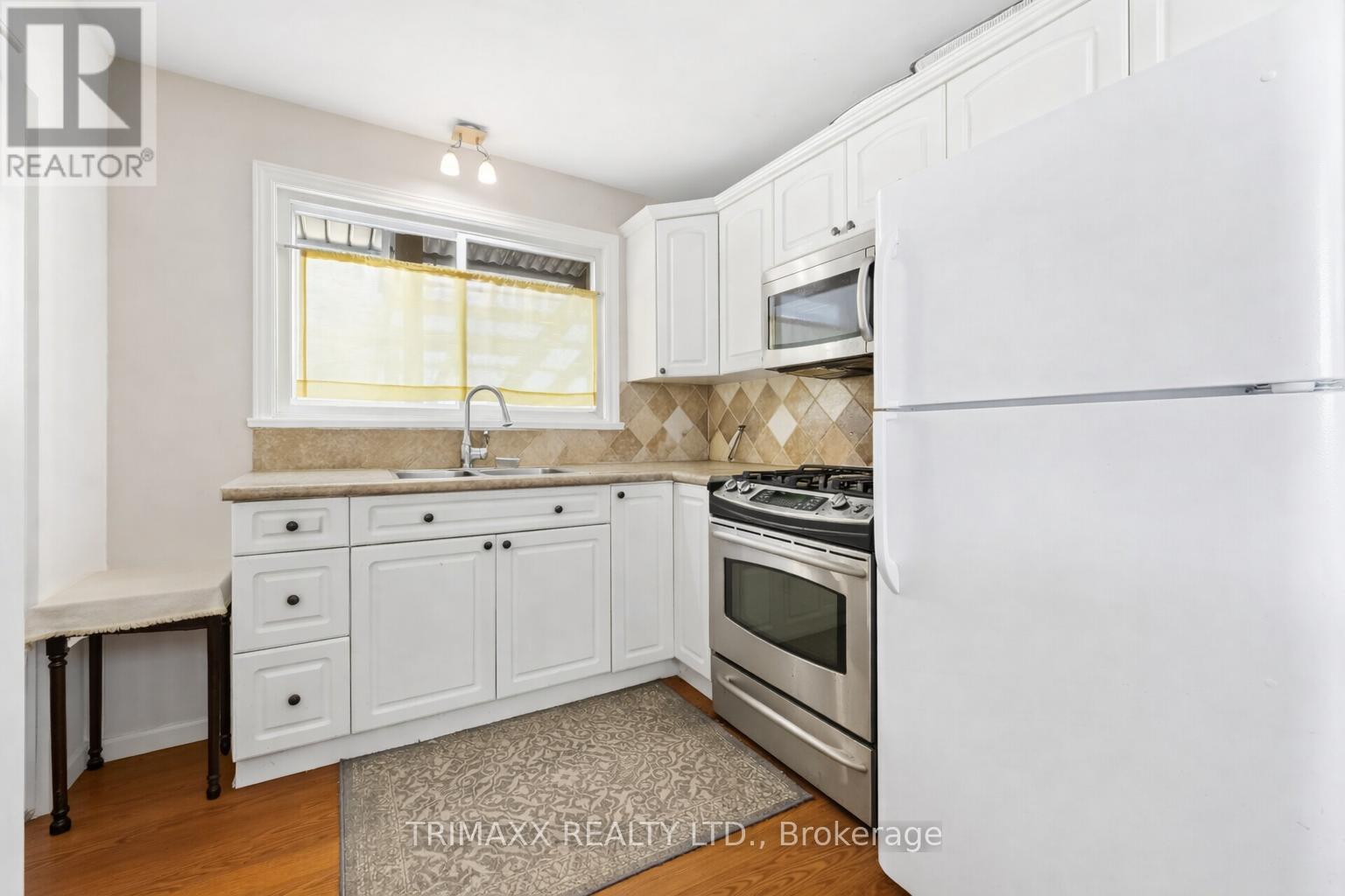 3316 MCLAREN CRESCENT - 12