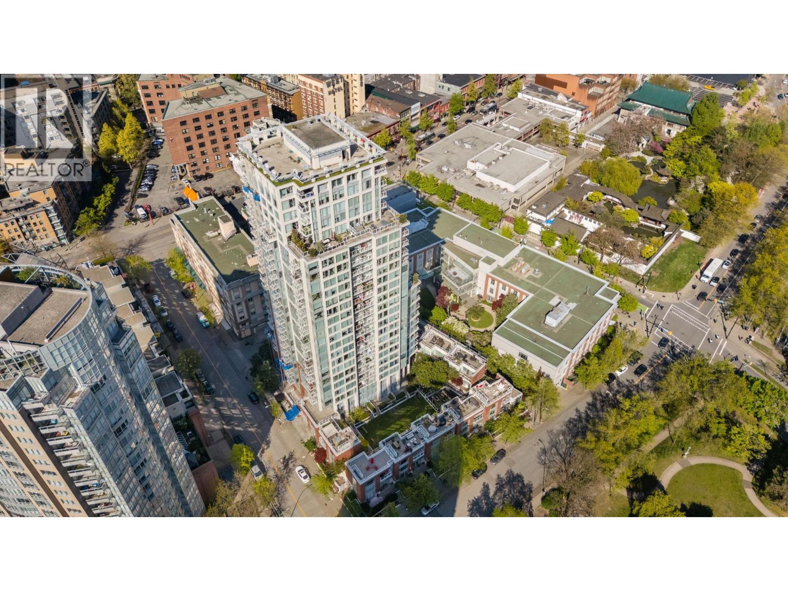 1 Bed, 1 Bath House for Sale in Vancouver – 2201 550 TAYLOR STREET, Vancouver - Image 5