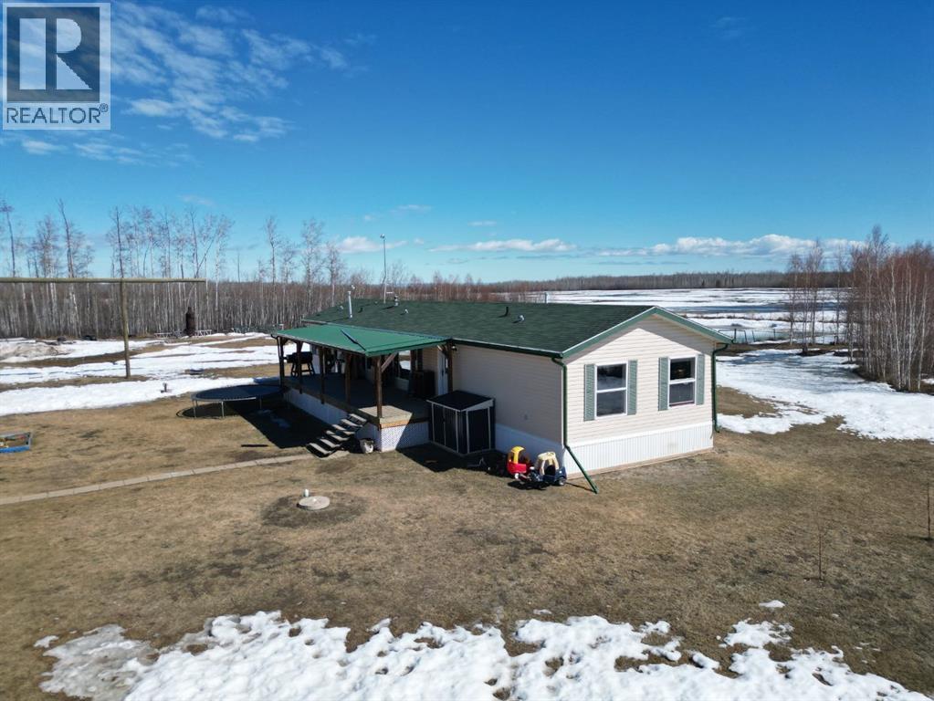 106243 RGE RD 122 - 1