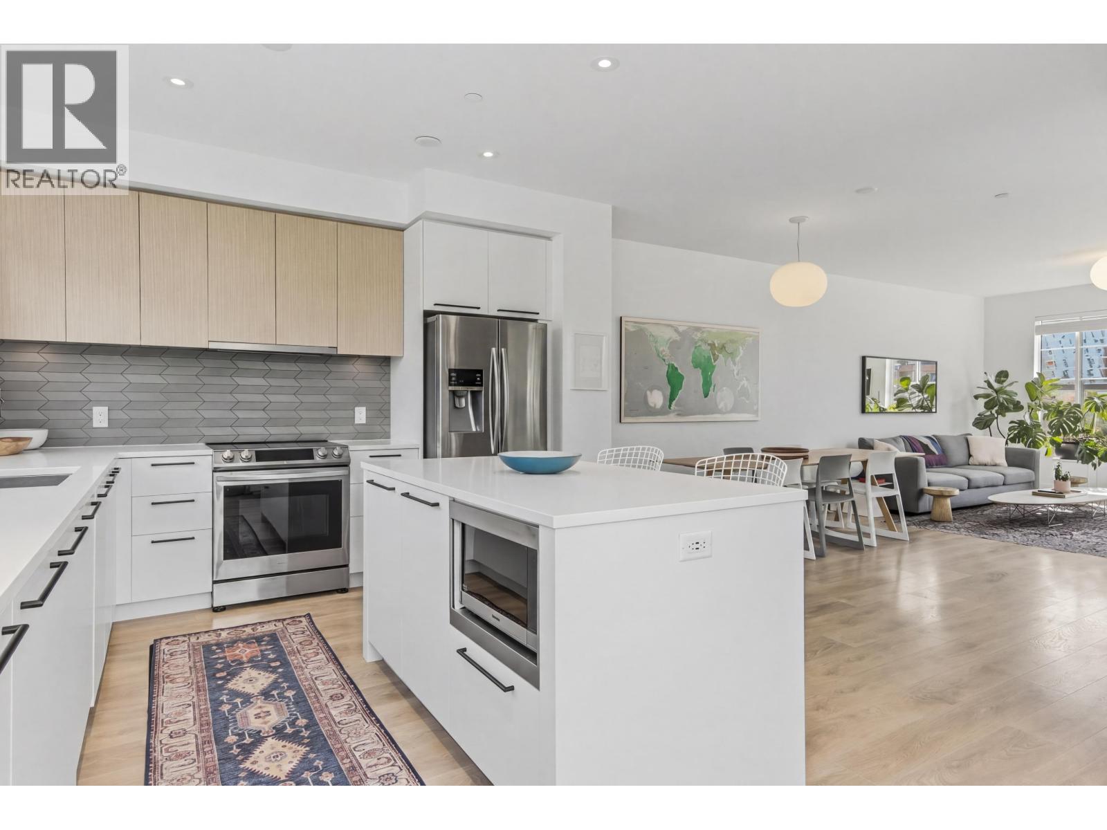 38015 HELM WAY, Squamish