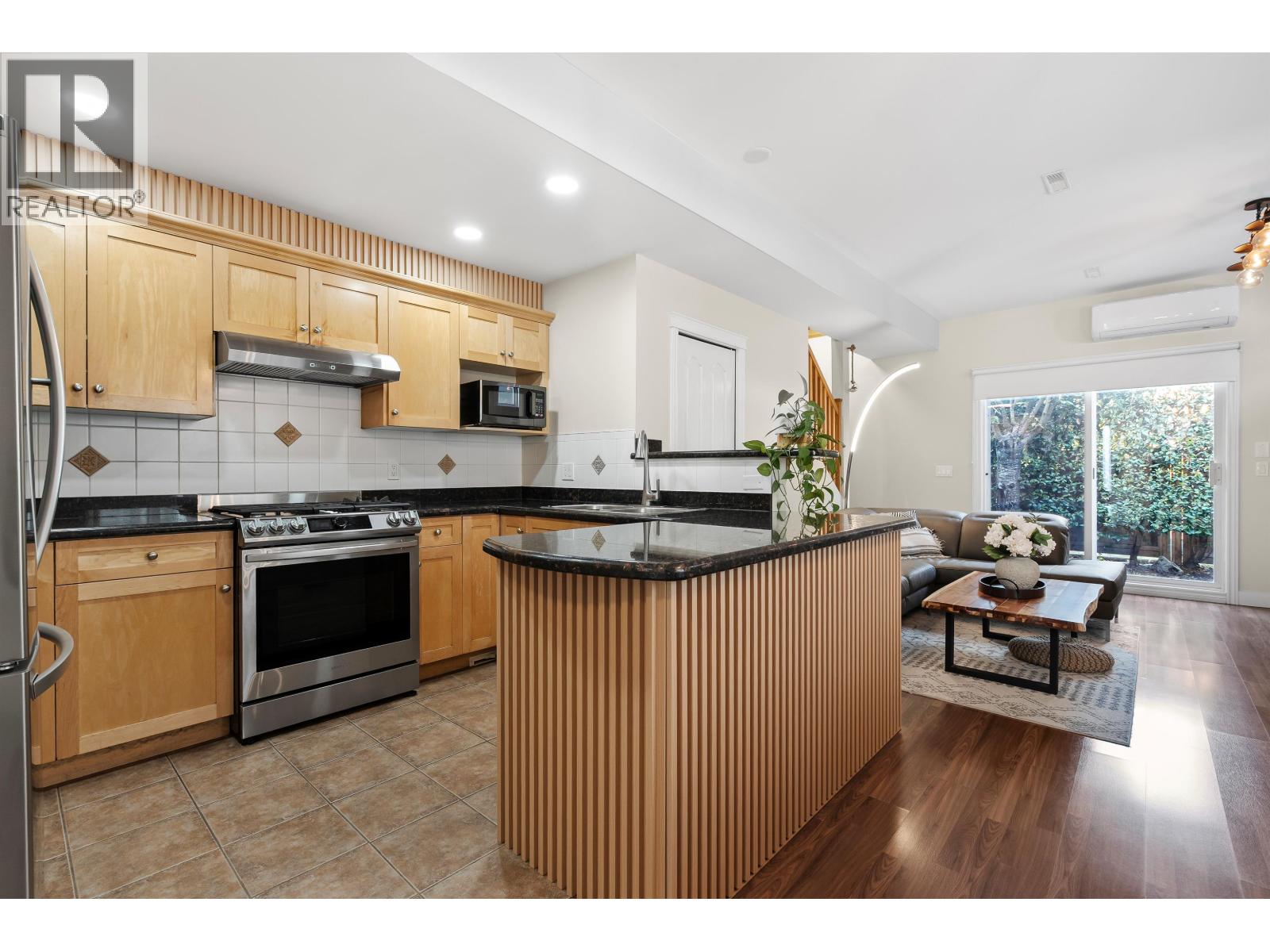 12 11331 CAMBIE ROAD