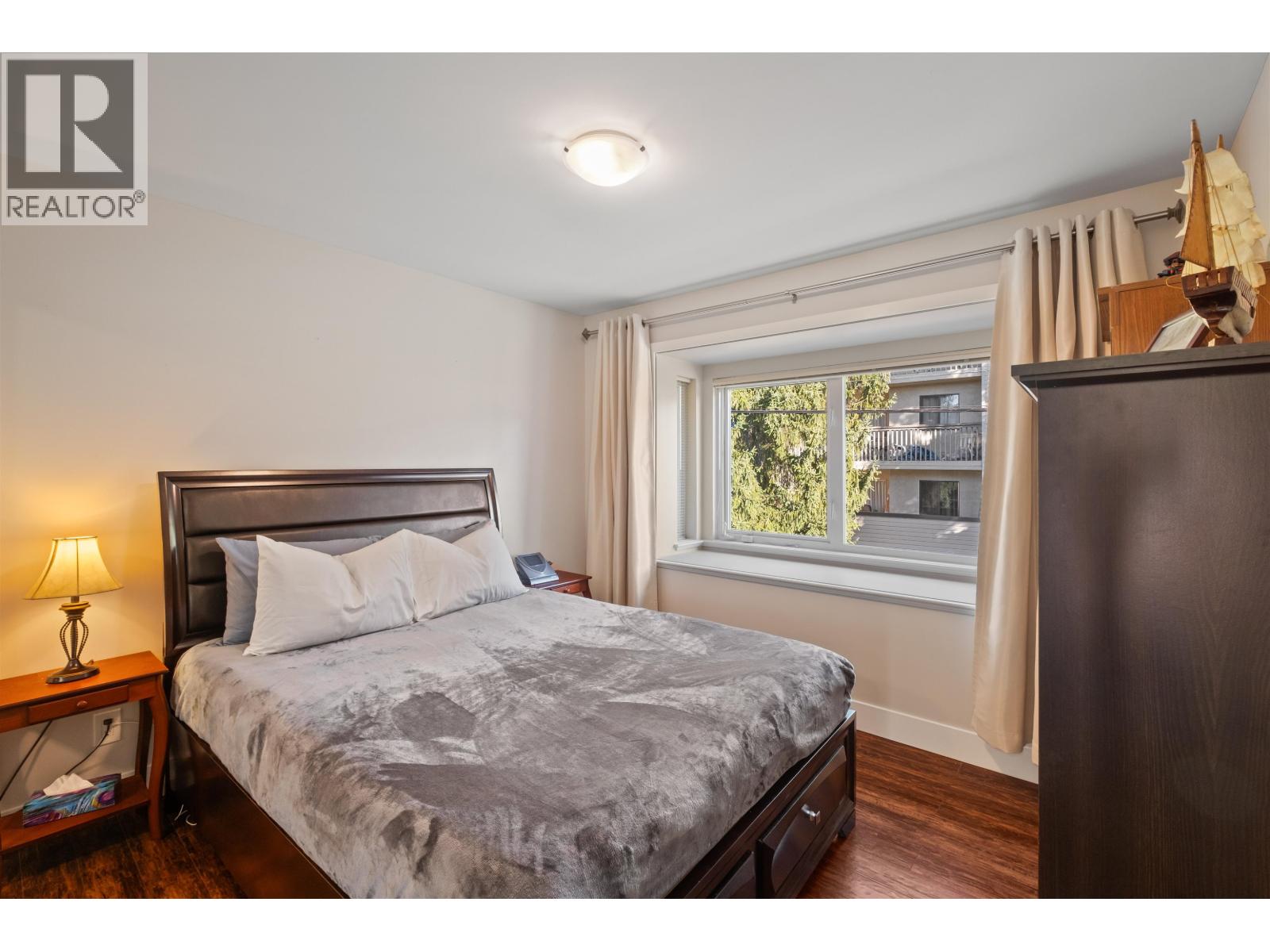 1127 ST. ANDREWS AVENUE, North Vancouver